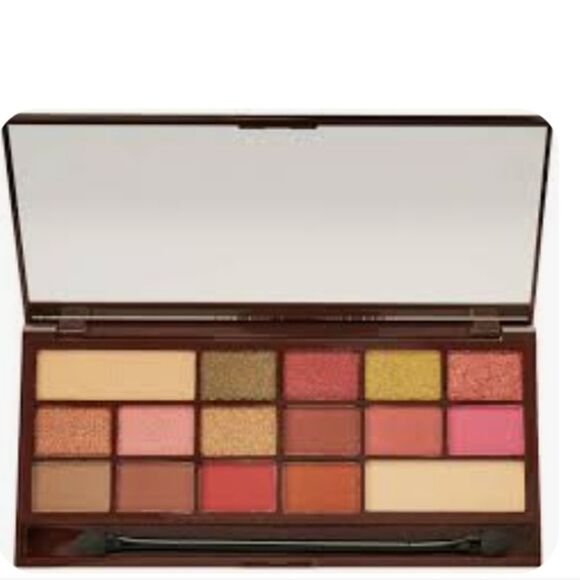 Revolution Beauty Chocolate Rose Gold Shadow Palette - Picture 8 of 8